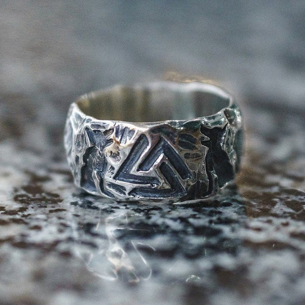 Unique Stainless Steel Valknut & Wolves Ring